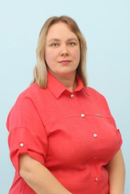 Воспитатель группы компенсирующей направленности Кочнева Ольга Линнейевна Воспитатель группы компенсирующей направленности Кочнева Ольга Линнейевна